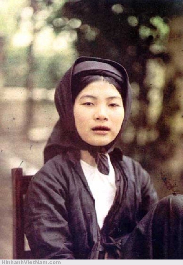 Vẻ đẹp người phụ nữ Việt Nam xưa và nay - Hình ảnh Việt Nam xưa & nay