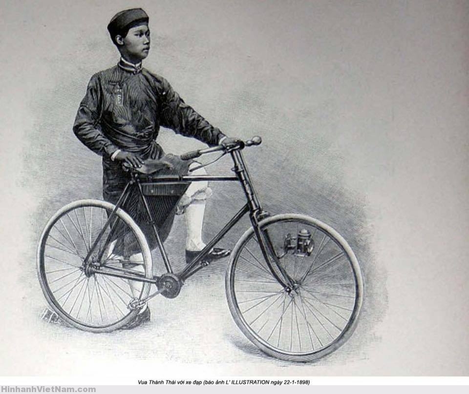 Những chiếc xe đạp nữ ngày xưa trong ký ức người Việt Nam